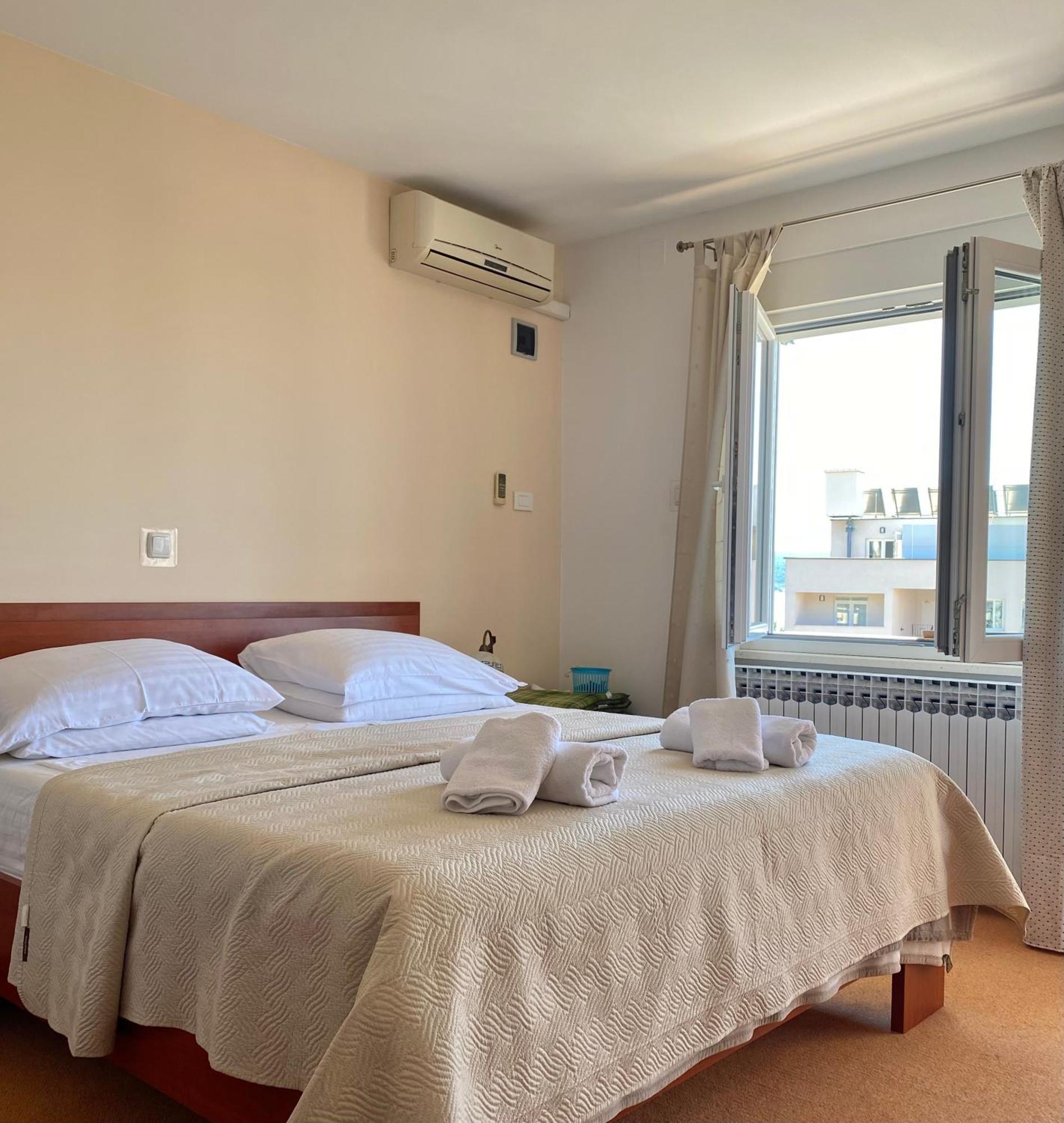 Family Apartments Vesna- 100 M Beach -Center קריקווניצה מראה חיצוני תמונה
