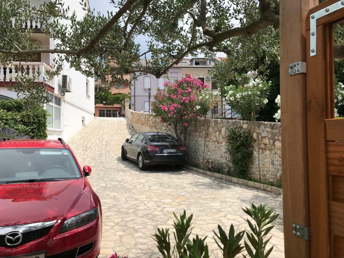 Family Apartments Vesna- 100 M Beach -Center קריקווניצה מראה חיצוני תמונה