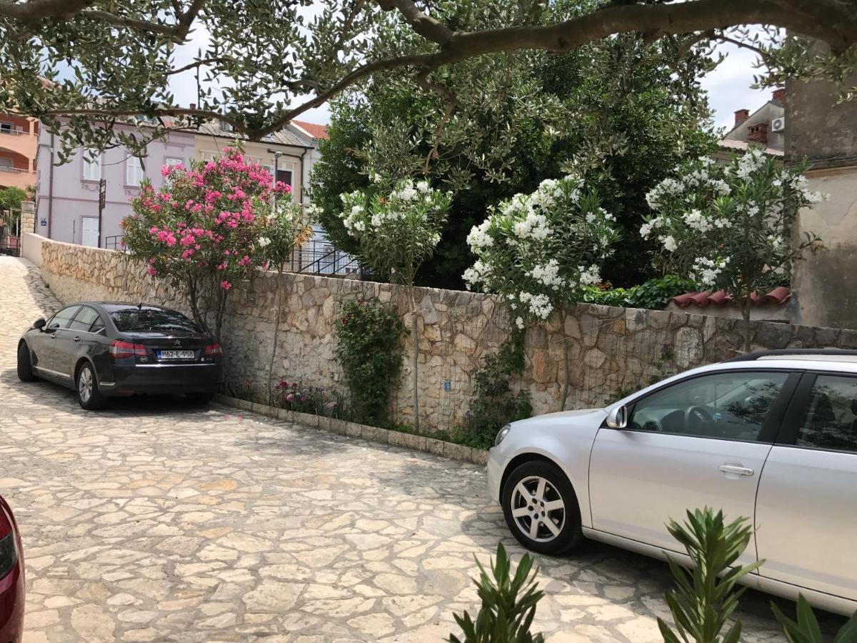 Family Apartments Vesna- 100 M Beach -Center קריקווניצה מראה חיצוני תמונה